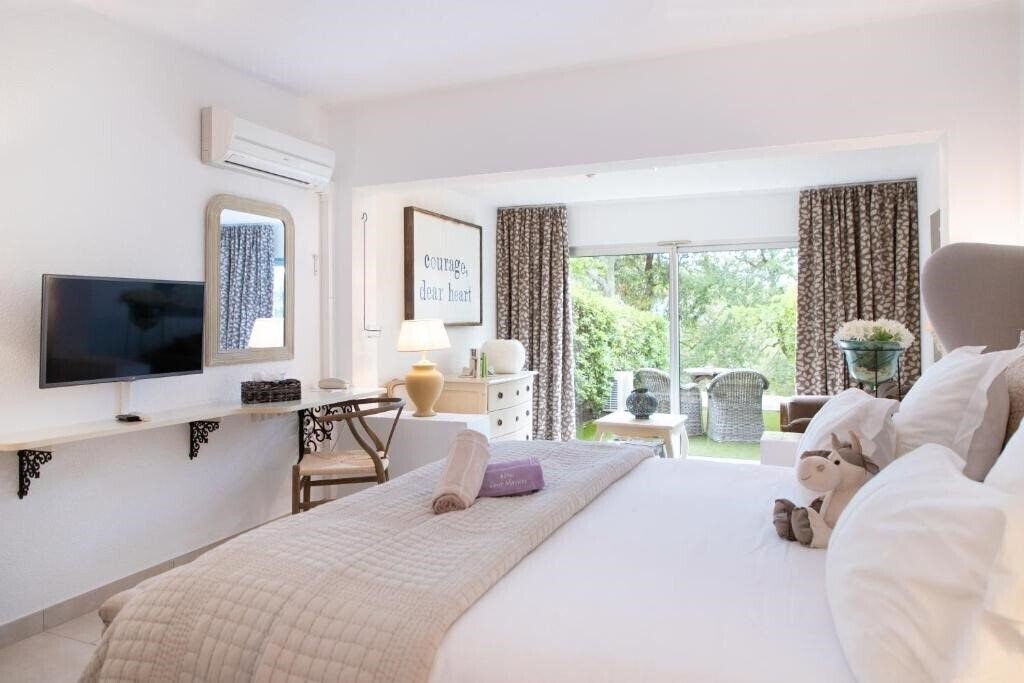 Фото Font Mourier Hotel 4*