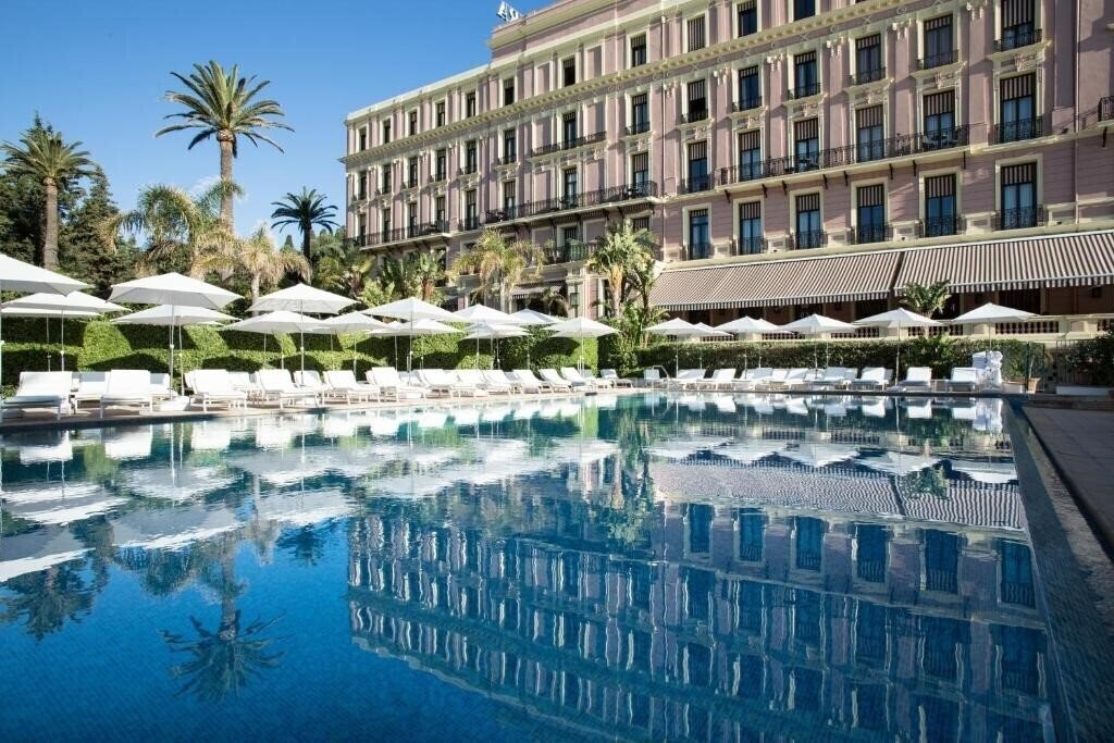 Отель Hotel Royal Riviera 5*