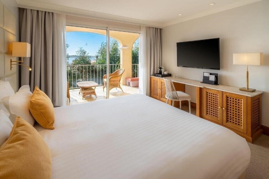 Фотографія Best Western Plus Hotel Montfleuri 4*