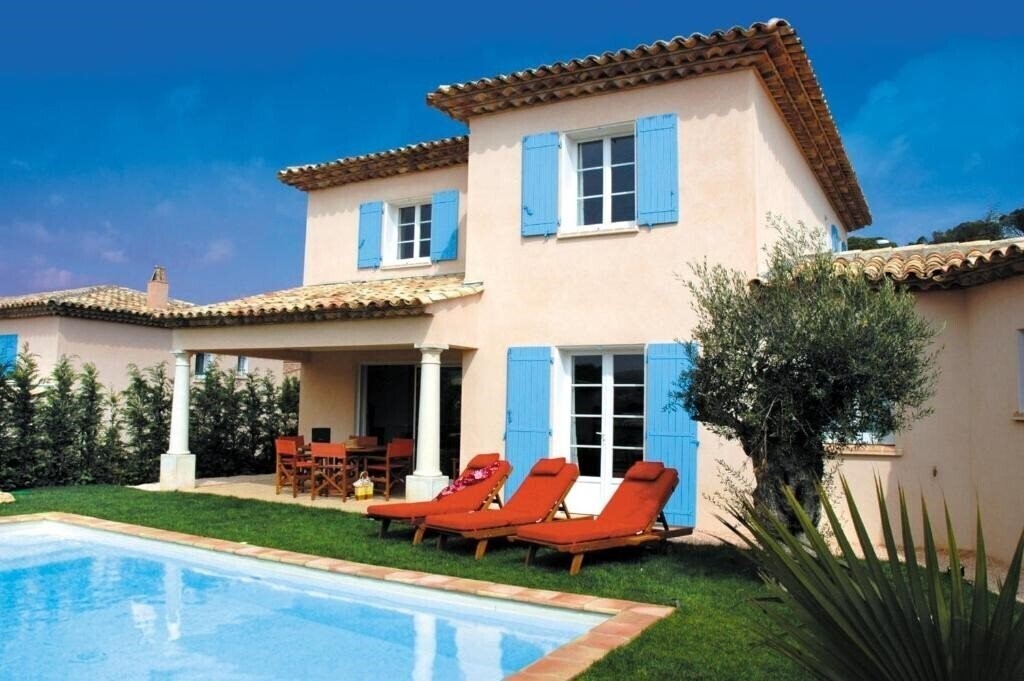 Готель Lagrange Vacances Le Carre Beauchene 2*