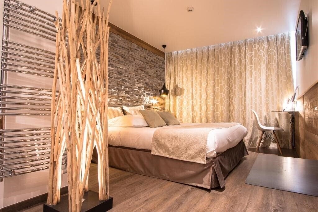 Фото Hotel des Princes, Chambery 3*