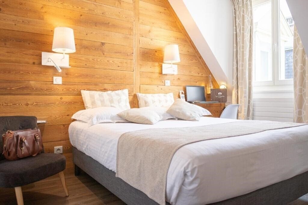Фотография Hotel des Princes, Chambery 3*