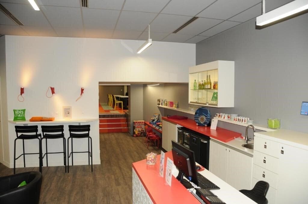 Фото Ibis Styles Chambery Centre Gare 3*