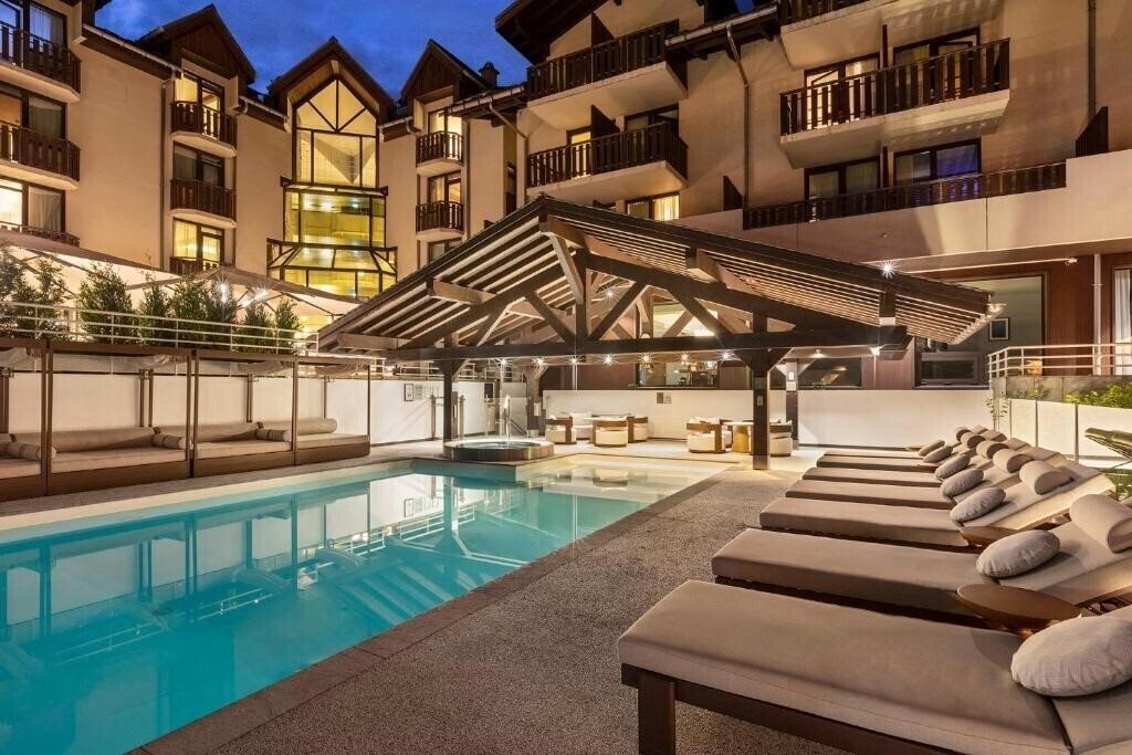 Готель Hotel Les Aiglons Chamonix 4*