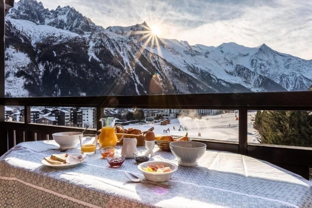 Готель Les Balcons du Savoy 4*
