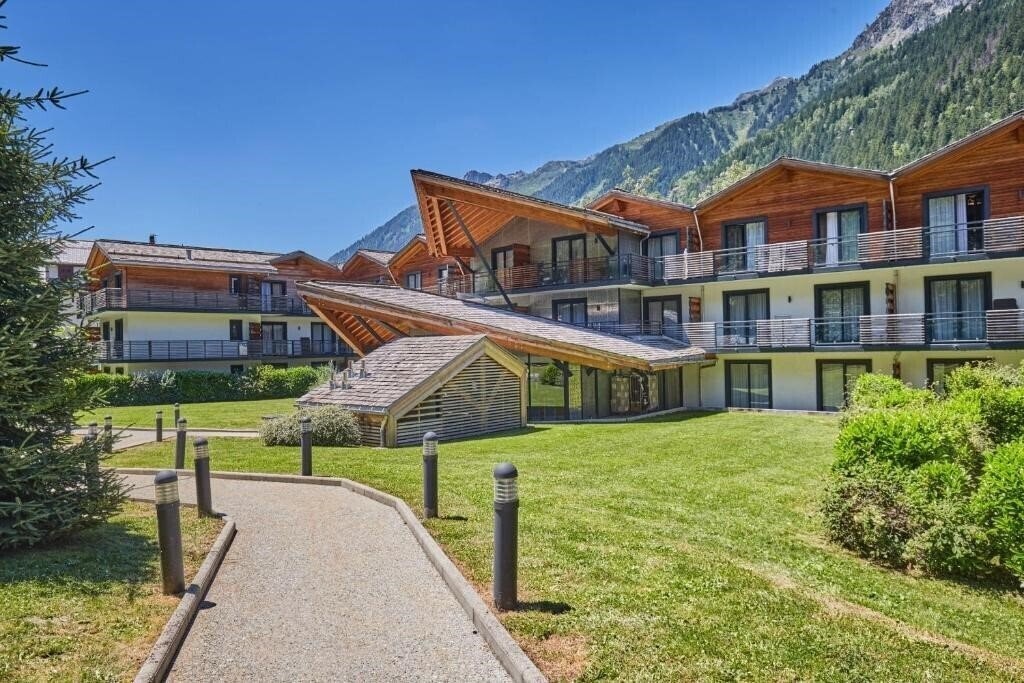 Отель Residences Odalys Isatis 4*