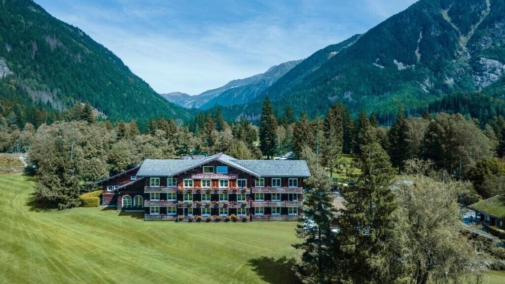 Отель Hotel Le Labrador 3*