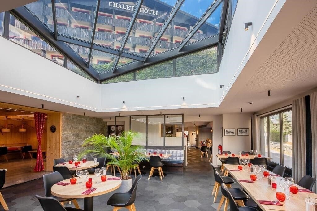 Фотография Chalet Hotel le Prieure & SPA 4*
