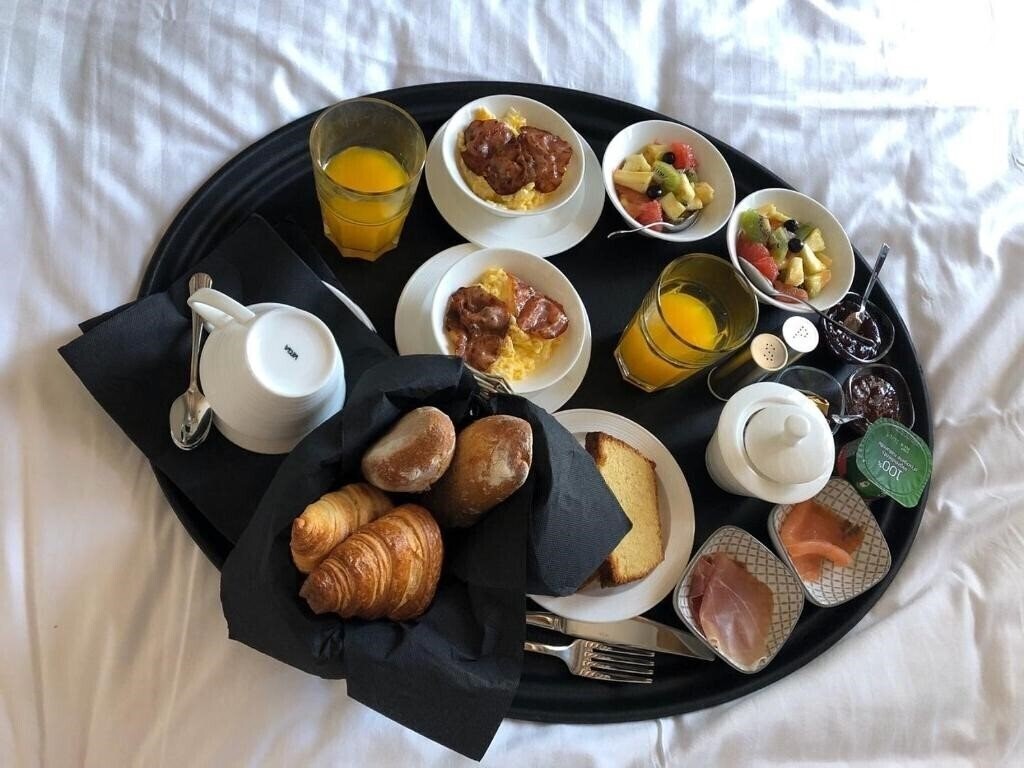 Картинка Hotel Le Chantilly 3*