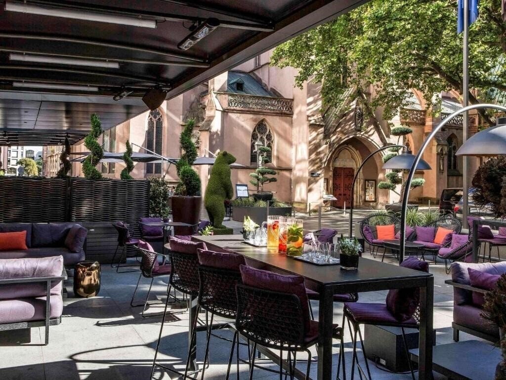 Отель Sofitel Strasbourg Grande Ile 5*