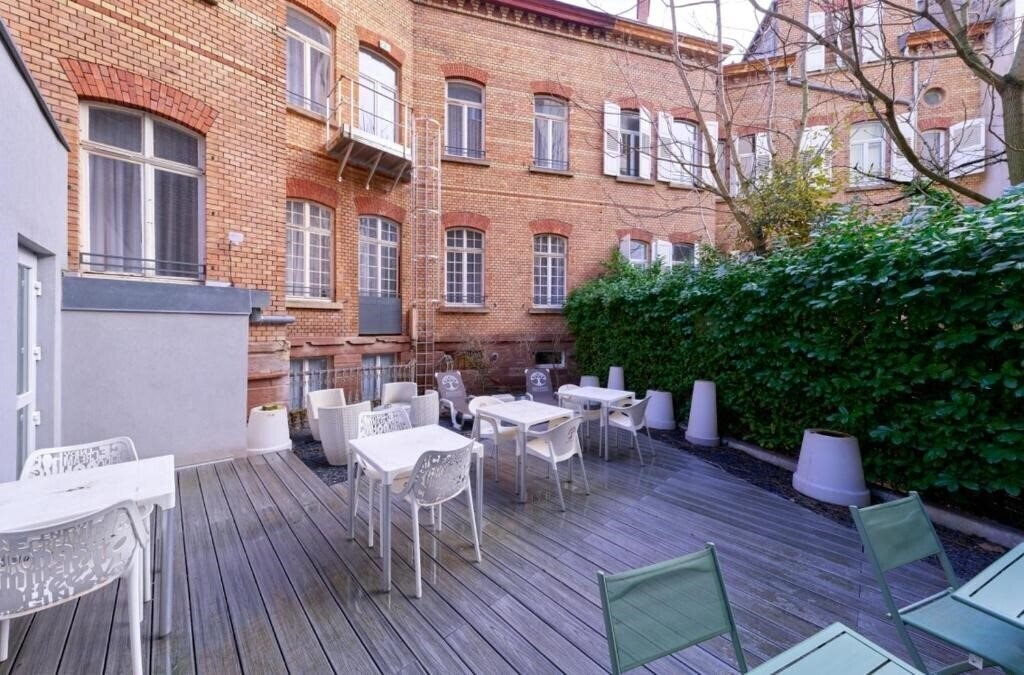 Отель Adonis Hotel Strasbourg 3*