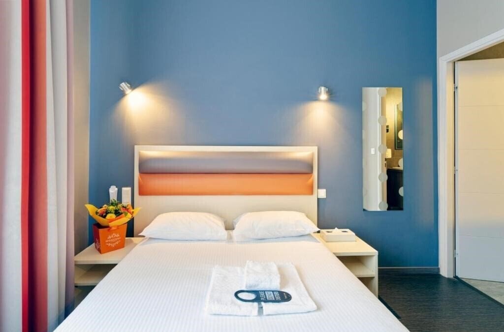 Фото Adonis Hotel Strasbourg 3*