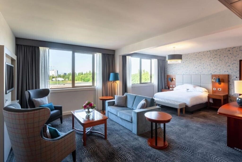 Готель Hilton 4*