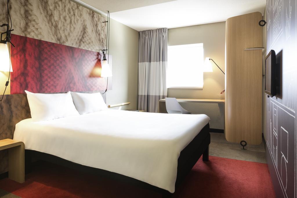 Готель Hotel Ibis Strasbourg Centre Petite France 3*