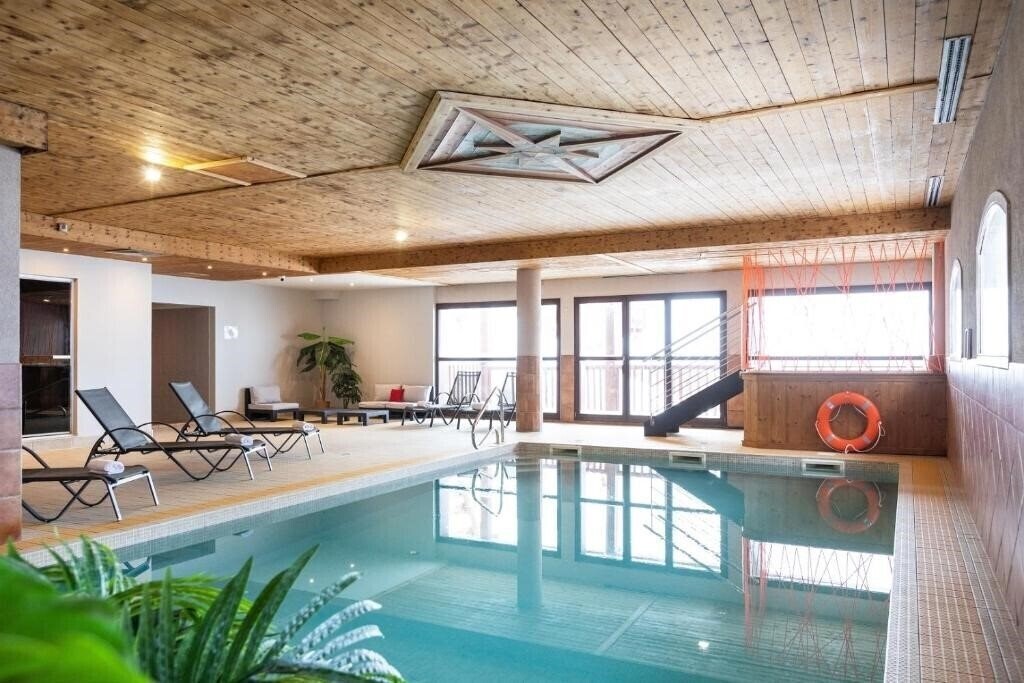 Готель Chalet Des Neiges Residence Hermine 3*
