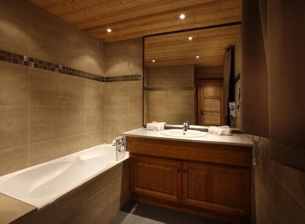 Фотографія Chalet Des Neiges Residence Hermine 3*