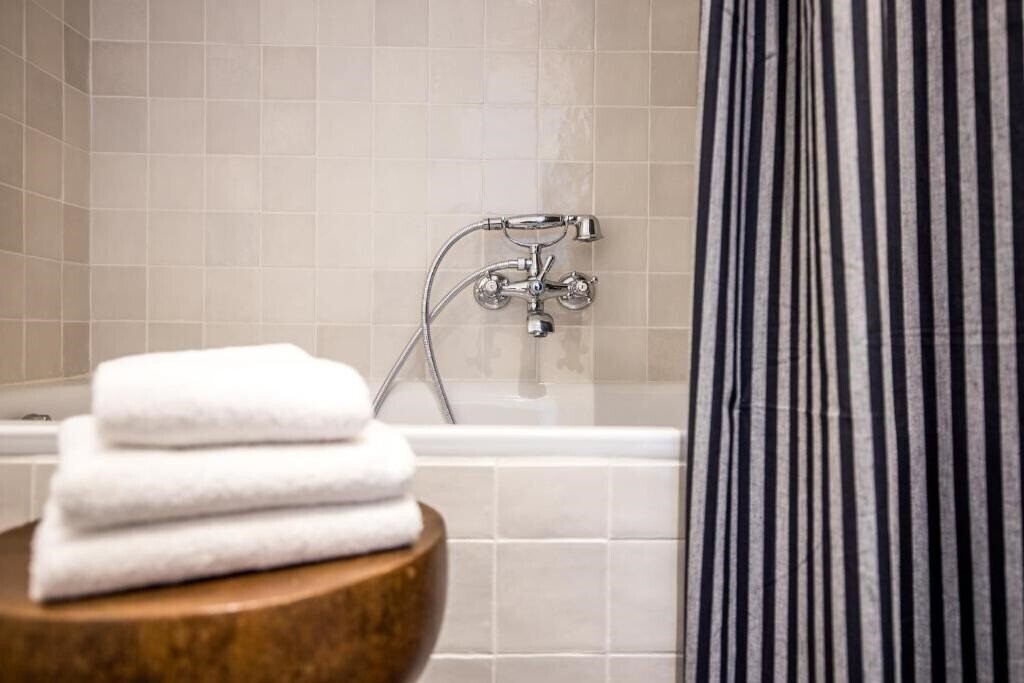 Фотографія Hotel Le Sud 3*
