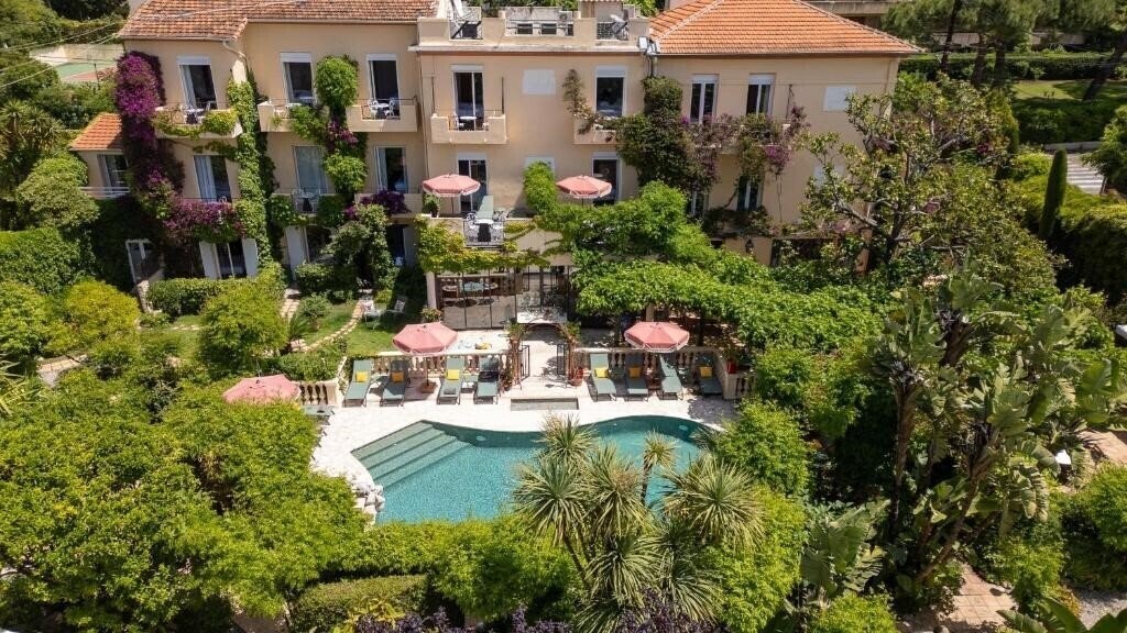 Готель La Villa Sainte Valerie (Adults Only) 4*