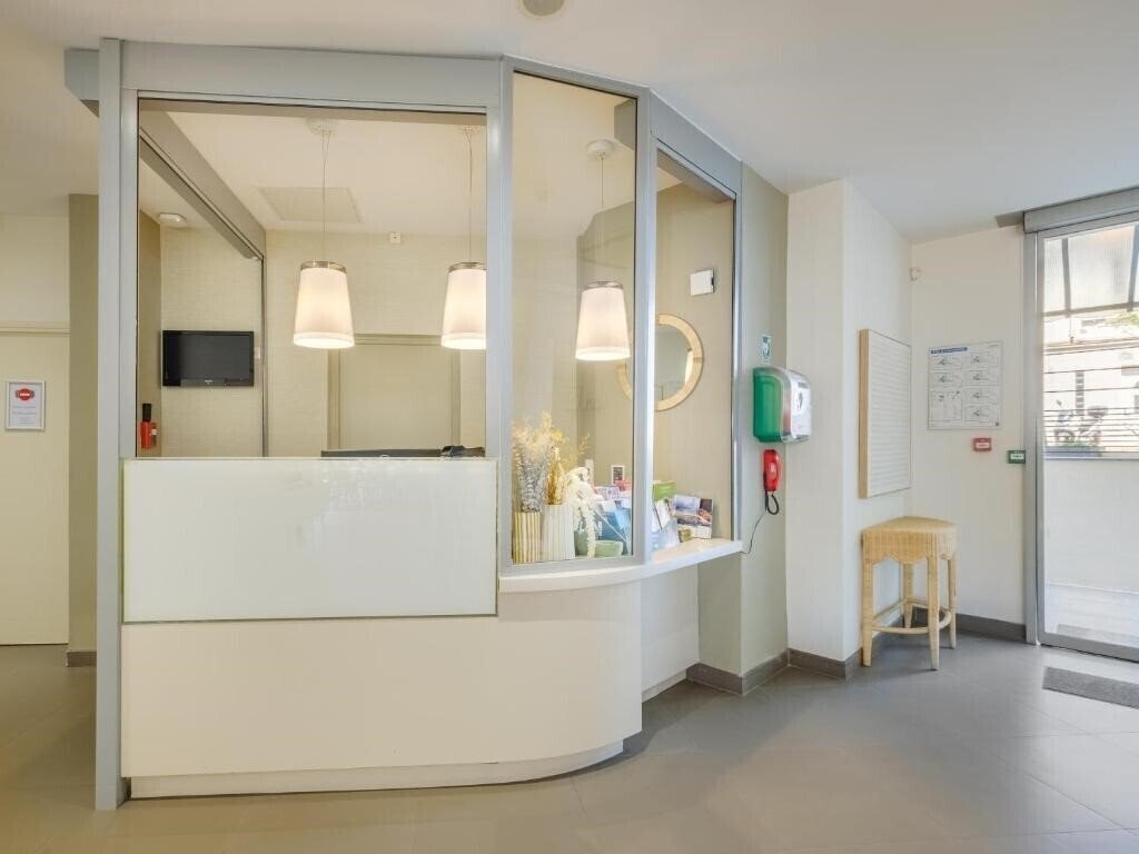 Изображение B&B Hotel Antibes Juan Les Pins 3*