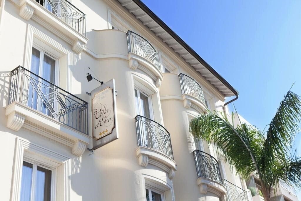 Отель Villa d'Elsa 3*