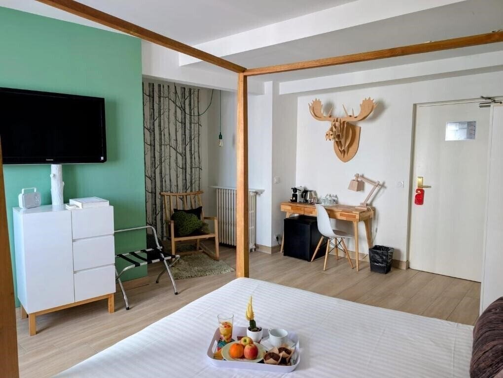 Картинка Hotel Mademoiselle 4*