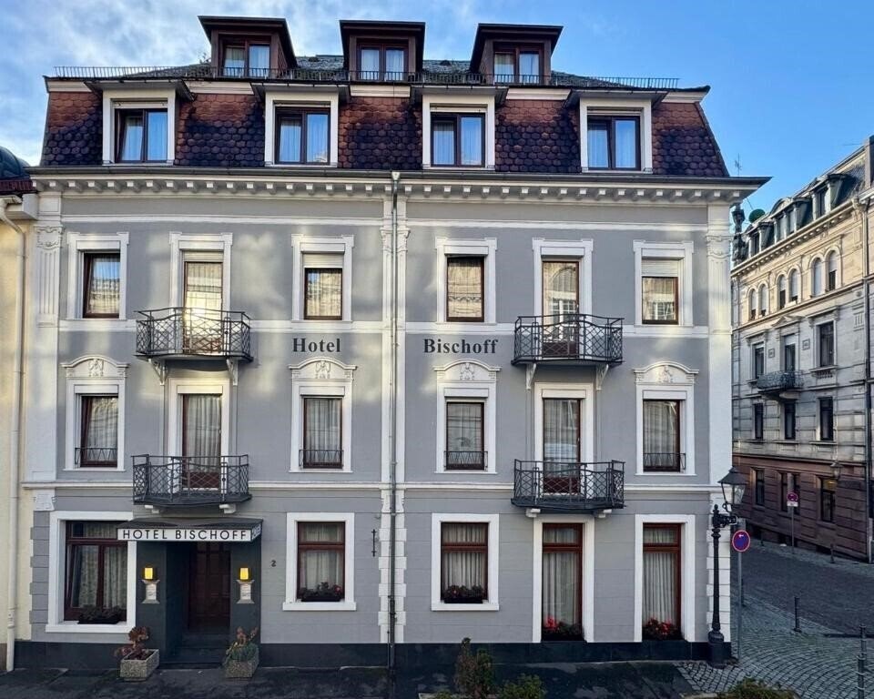 Готель Bischoff Hotel 3*