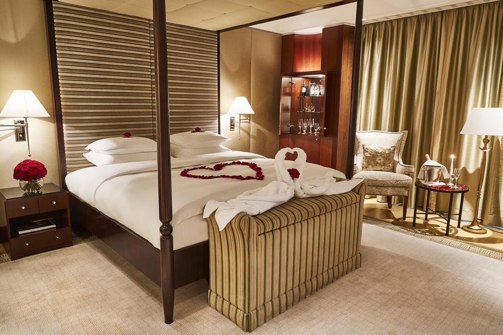 Изображение Adlon Kempinski 5*