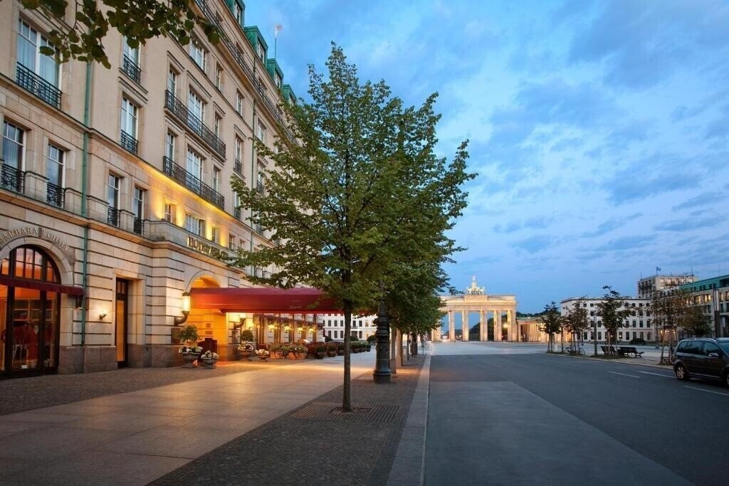 Фото Adlon Kempinski 5*
