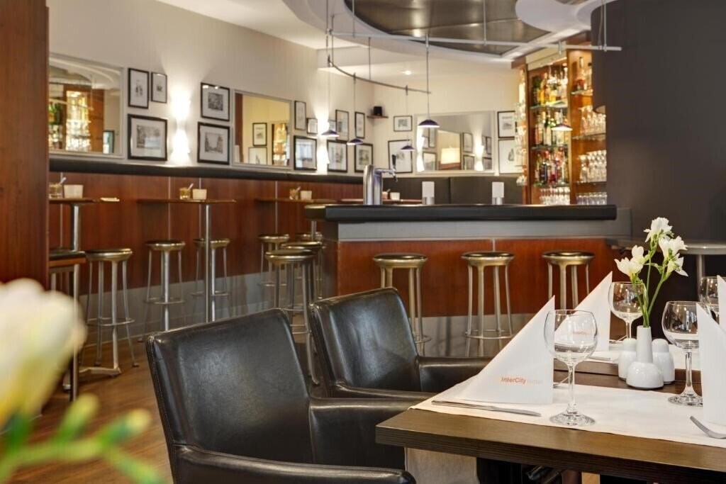 Изображение Intercityhotel Berlin Ostbahnhof 3*