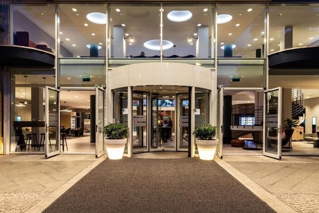 Готель Berlin 4*