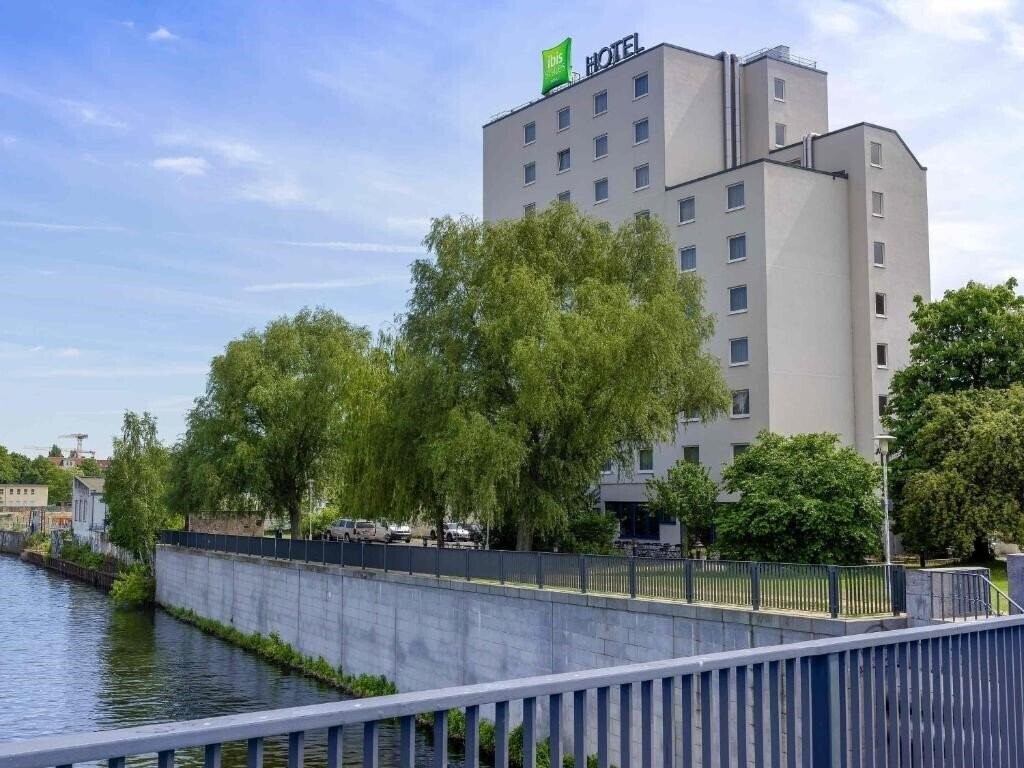 Изображение NH Berlin Treptow 4*