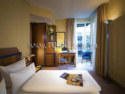 Фото Hotel Alsterhof 4*