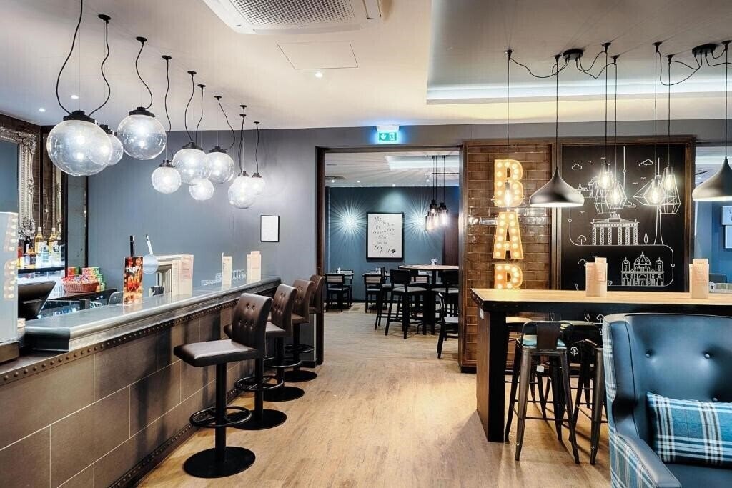 Фотографія Premier Inn Berlin City Süd Hotel 3*