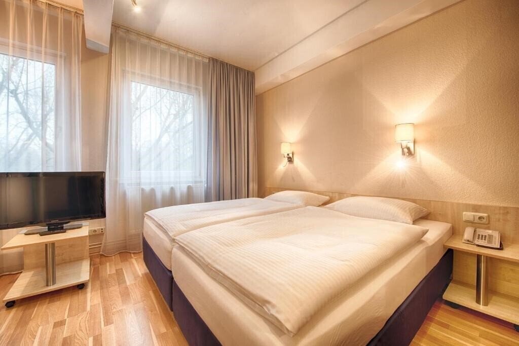 Зображення Enjoy Hotel Berlin City Messe 3*