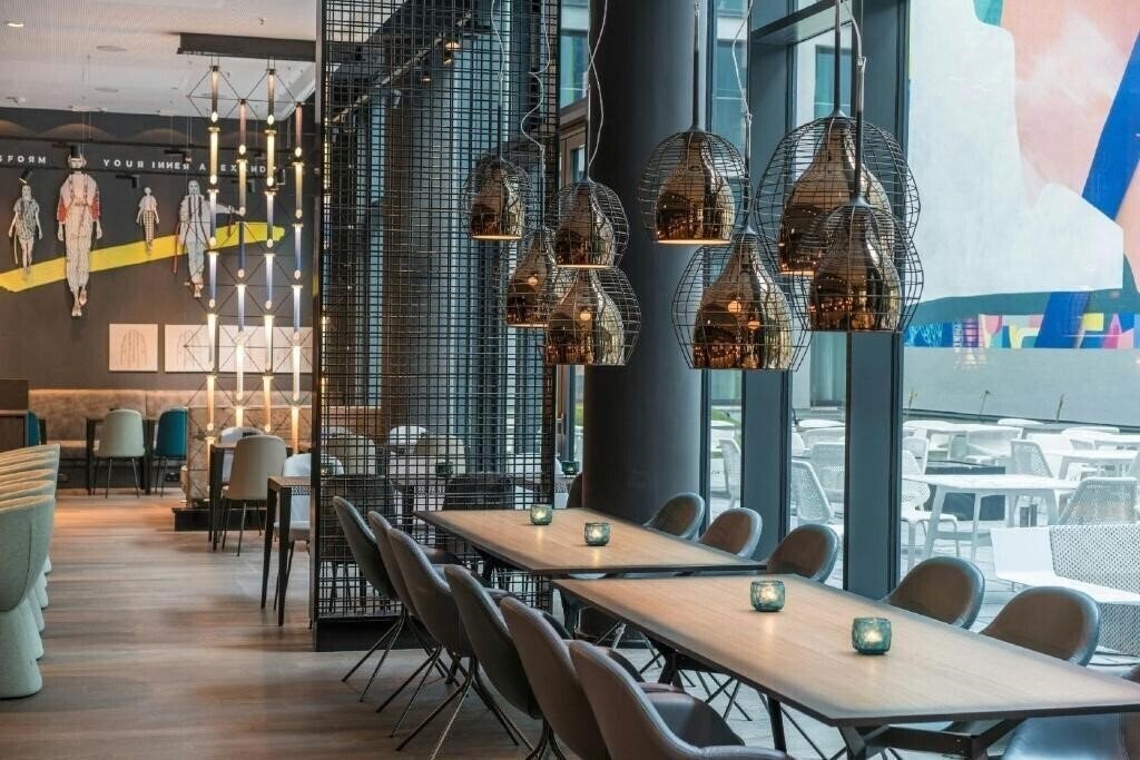 Изображение Motel One Berlin Alexanderplatz 3*