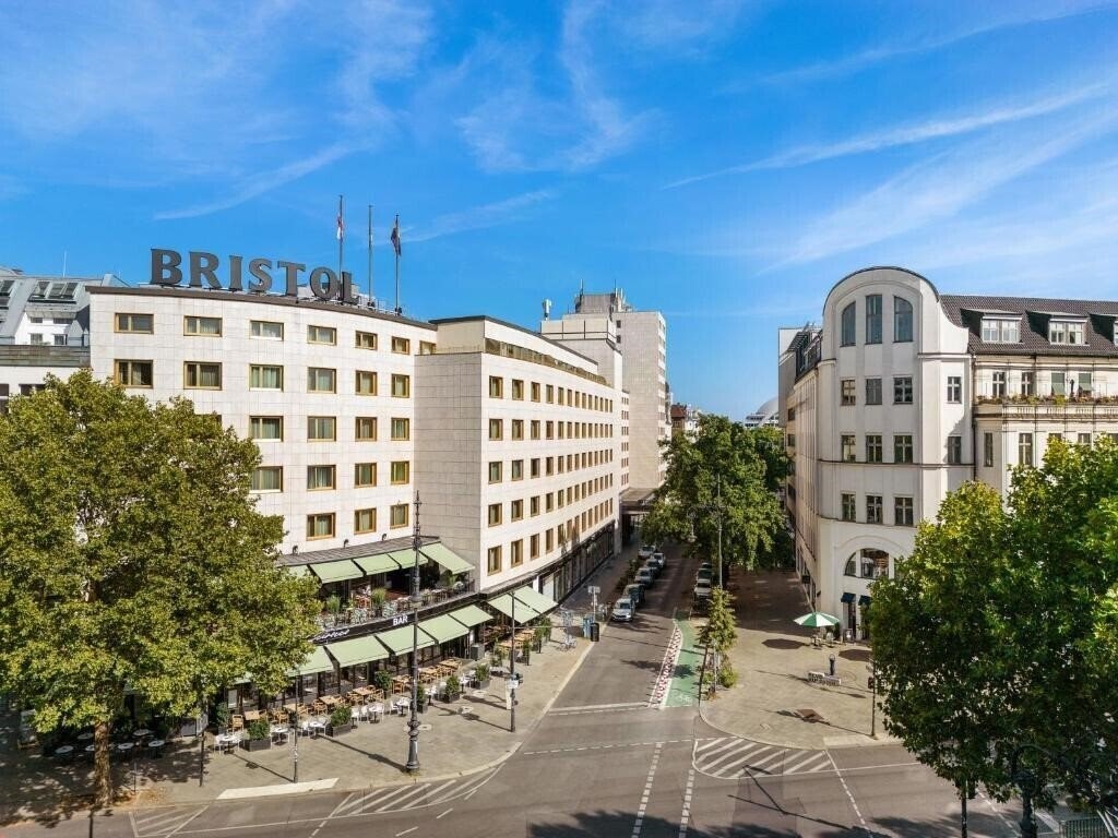 Фотография Kempinski Hotel Bristol 5*