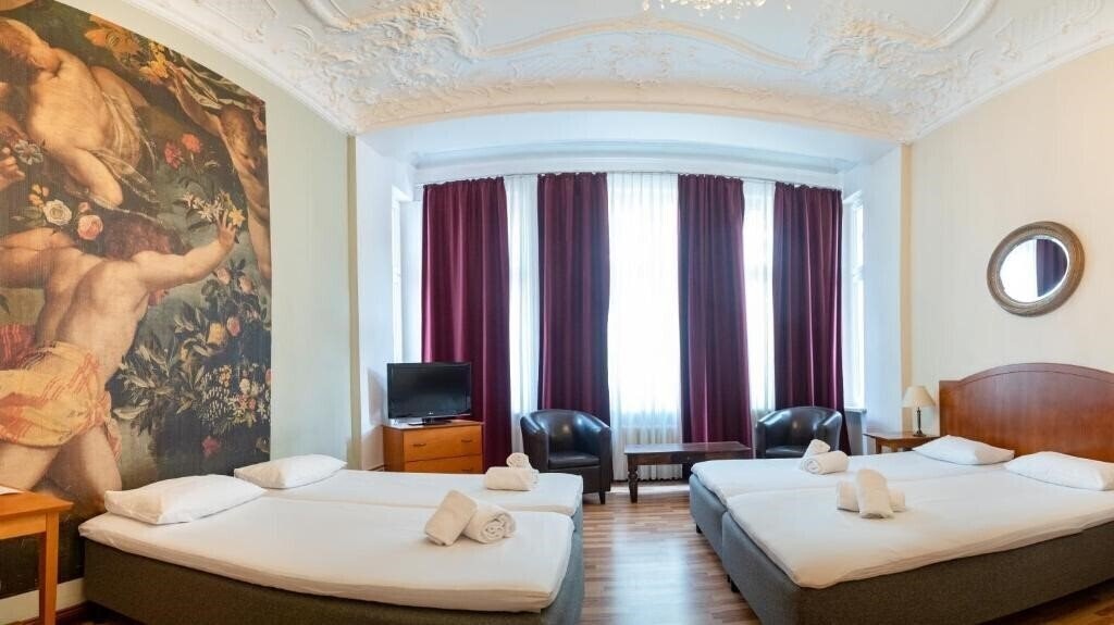 Фото Comfort Hotel Auberge 3*