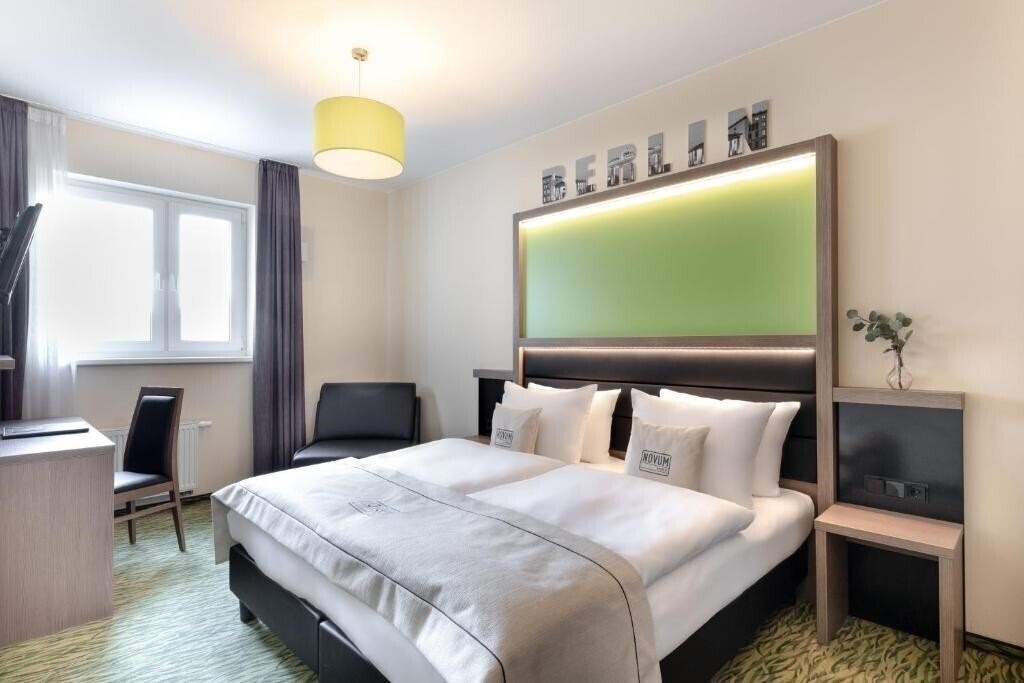 Готель Novum Hotel Aldea Berlin Zentrum 3*