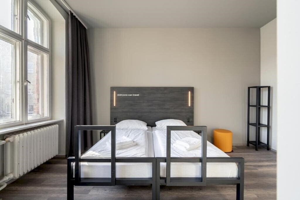 Отель A & O Friedrichshain 2*