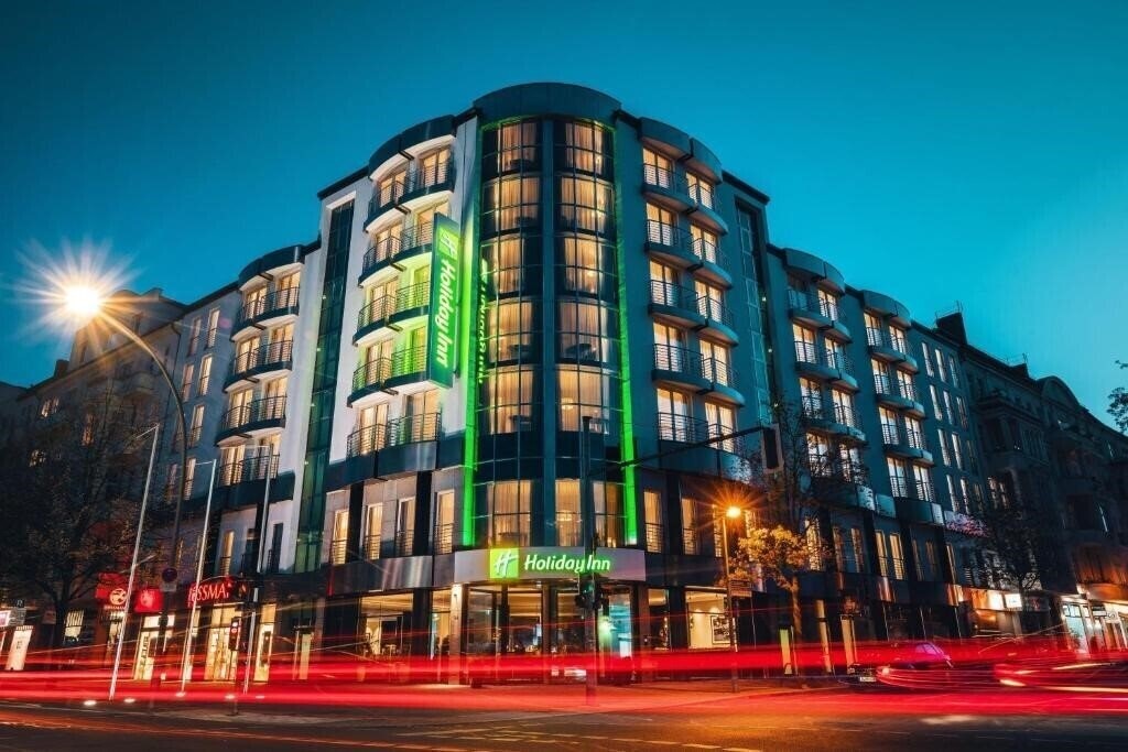 Готель Holiday Inn Berlin City Center East Prenzlauer Alle 4*