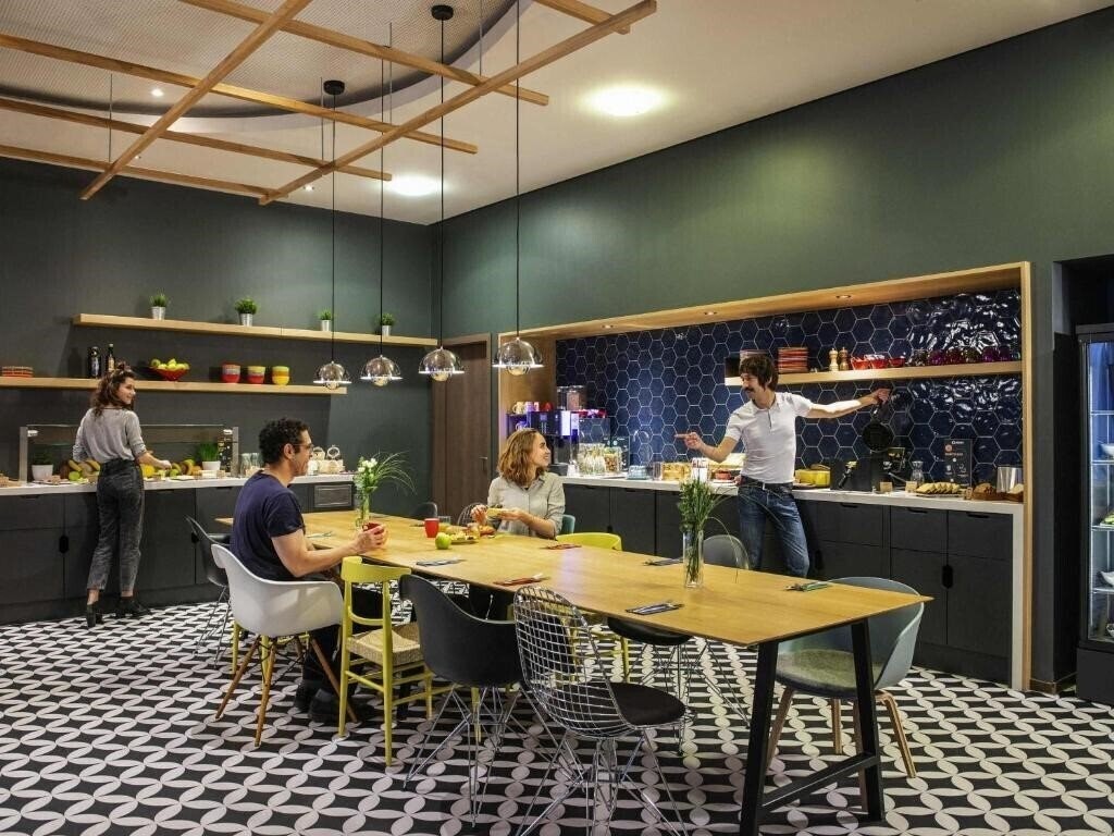 Отель Adagio Aparthotel Berlin Kurfurstendamm 4*