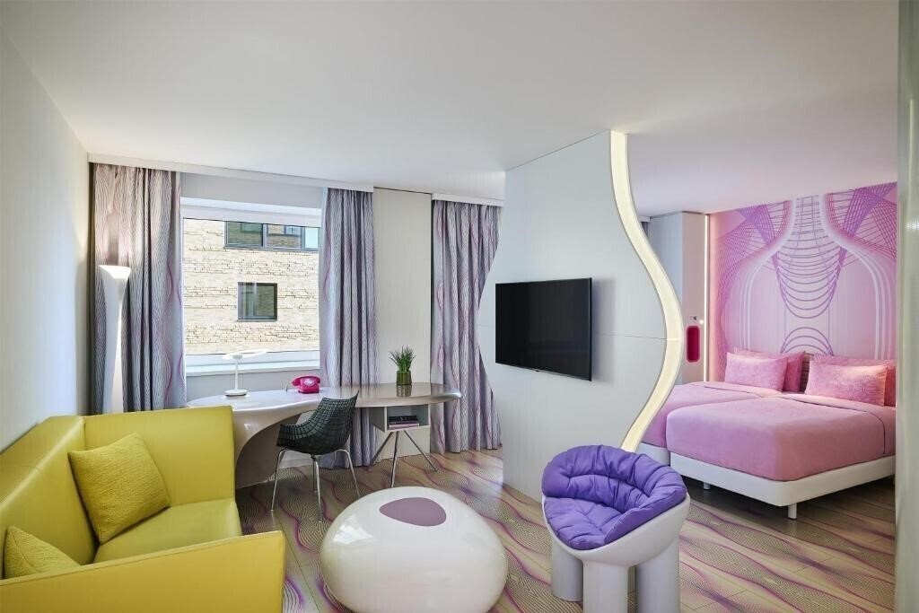 Отель Nhow Berlin 4*