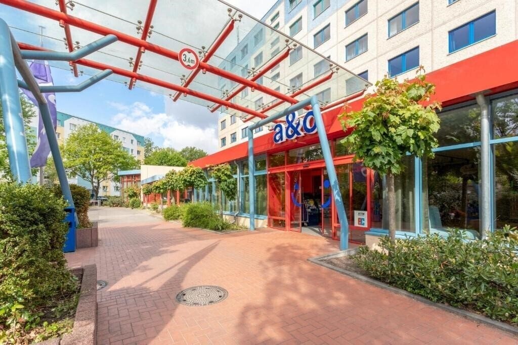 Фото A & O Berlin Kolumbus 2*
