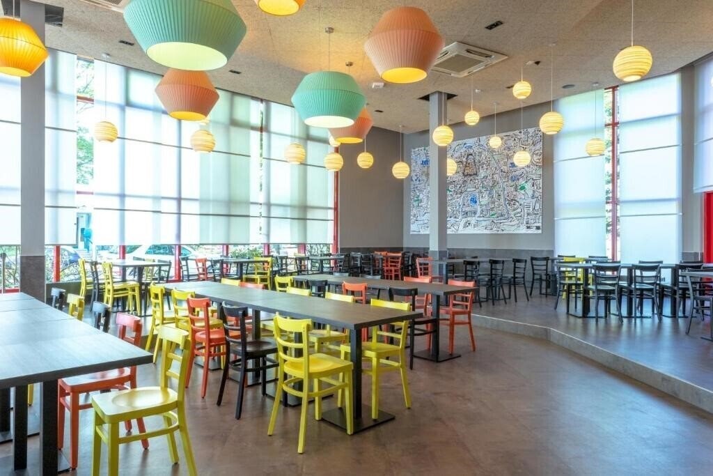 Изображение A & O Berlin Kolumbus 2*