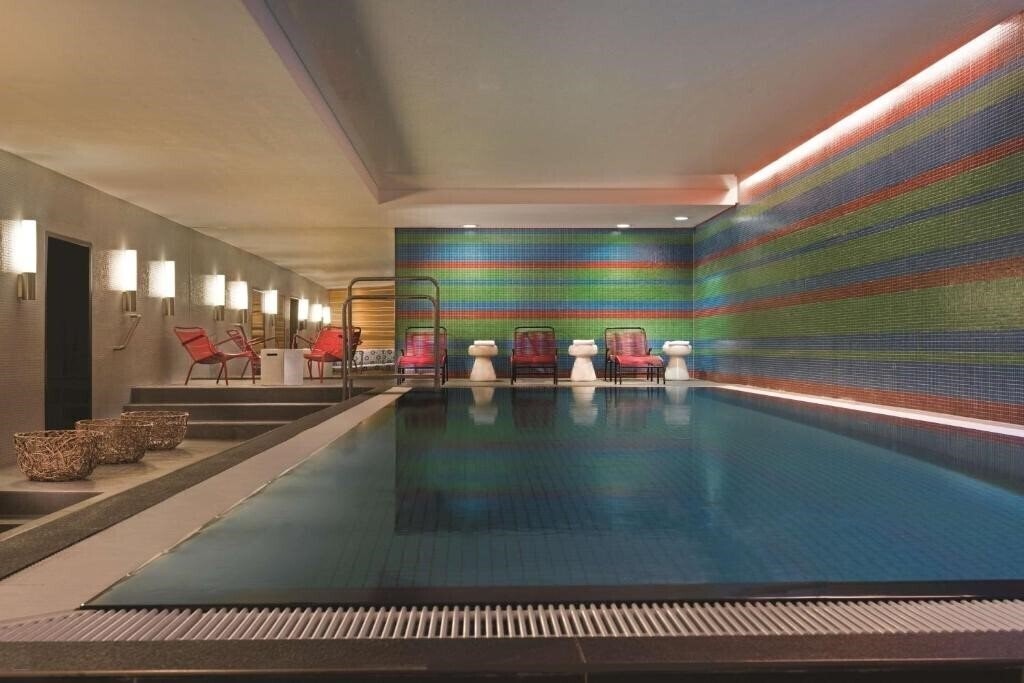 Фотографія Adina Apartment Berlin Hauptbahnhof 4*