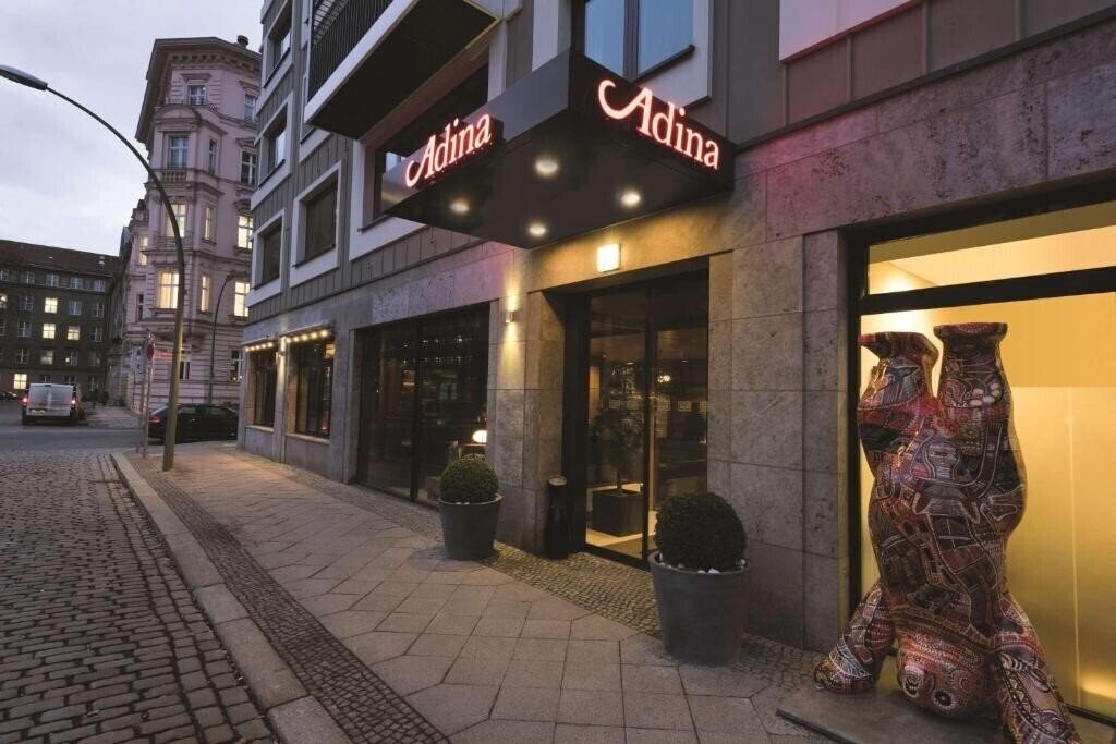 Зображення Adina Apartment Berlin Hauptbahnhof 4*