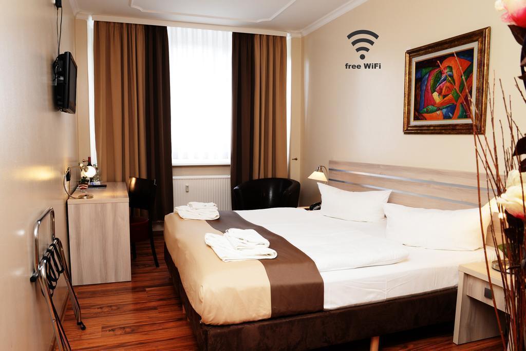 Отель Agas Hotel 3*