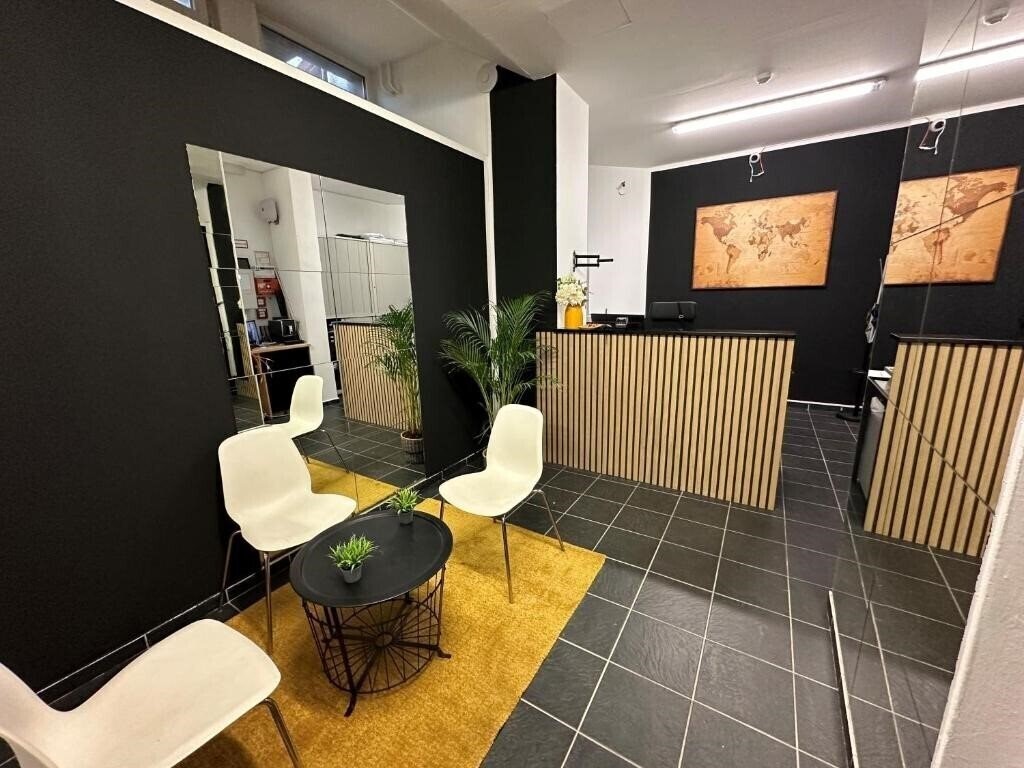 Отель Potsdamer Inn 3*