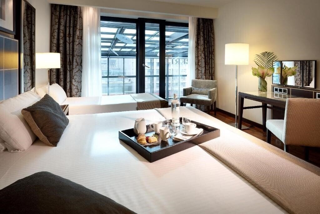 Фото Eurostars Berlin Hotel 5*