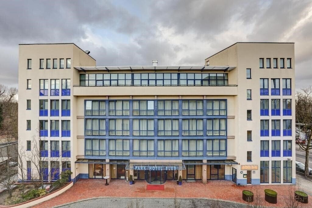 Готель Centro Park Hotel Berlin Neukoln 4*